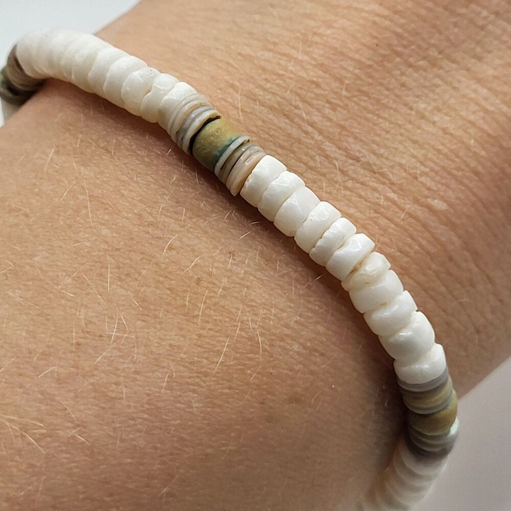 Native American Heishi Beaded Bracelet 7in